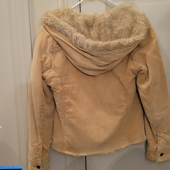 Stylish Warm Coat - Picture 5 of 5